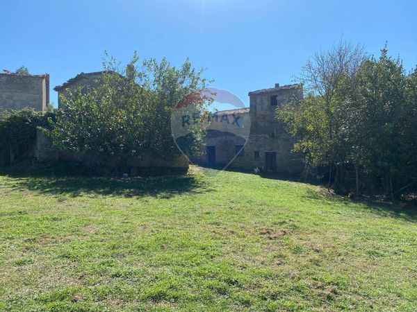 Cascina/Casale Graticole, Città di Castello, PG Vendita