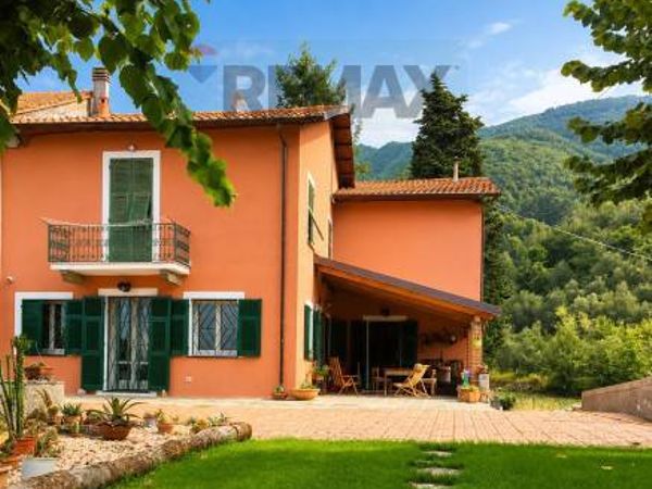 Casa Semindipendente Campi, Calice al Cornoviglio, SP Vendita