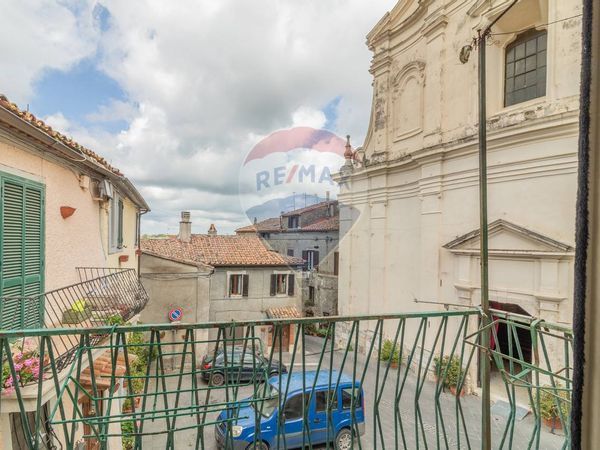 Appartamento Ischia di Castro, VT Vendita