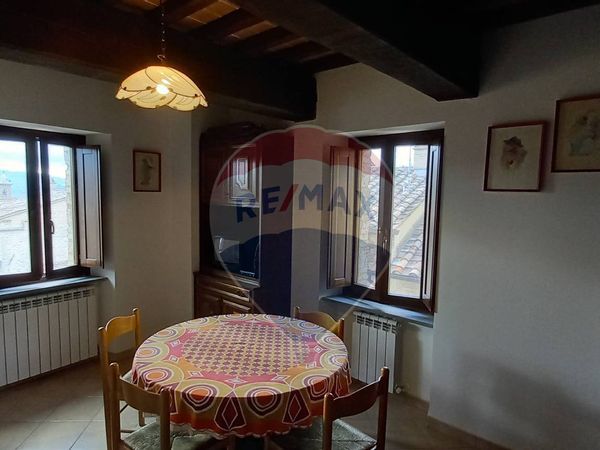 Appartamento Nocera Umbra, PG Affitto