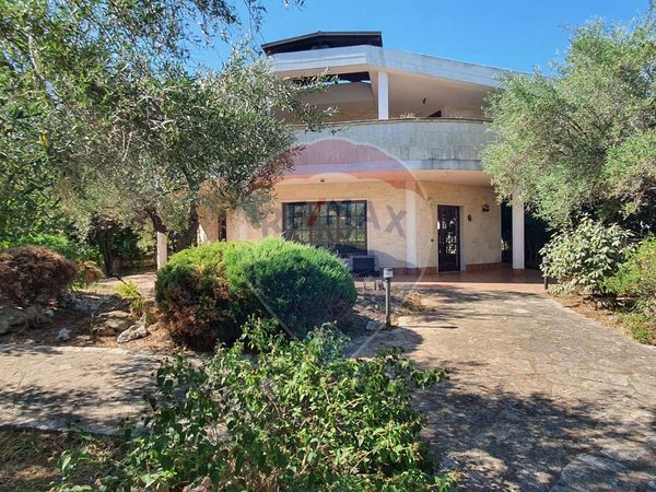 Villa singola Casamassima, BA Vendita