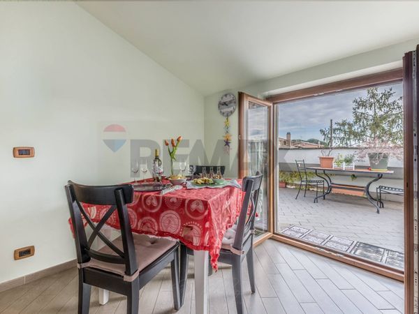 Attico/Mansarda Capranica, VT Vendita