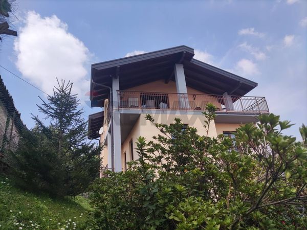 Villa singola San Fermo della Battaglia, CO Vendita