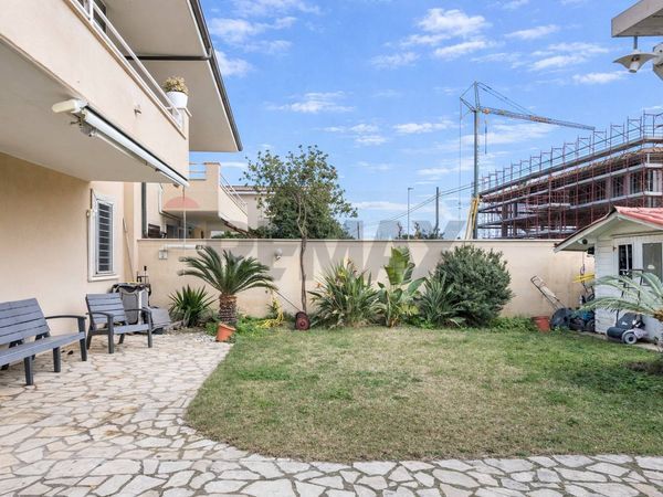 Porzione di villa Isola Sacra, Fiumicino, RM Vendita - Foto 4