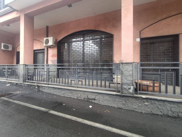 Locale Commerciale Camporotondo Etneo, CT Affitto - Foto 4