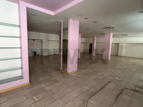 Negozio Centro Storico, Foligno, PG Affitto - Foto 4