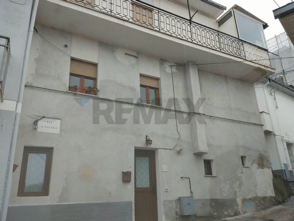 Porzione di casa Preturo, L'Aquila, AQ Affitto