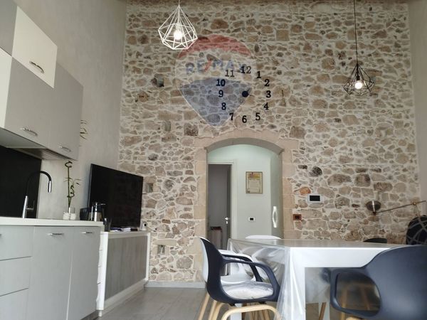 Casa Indipendente Canicattini Bagni, SR Vendita