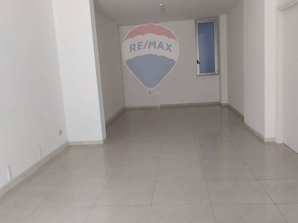 Locale Commerciale Centro direzionale, Matera, MT Affitto - Foto 4