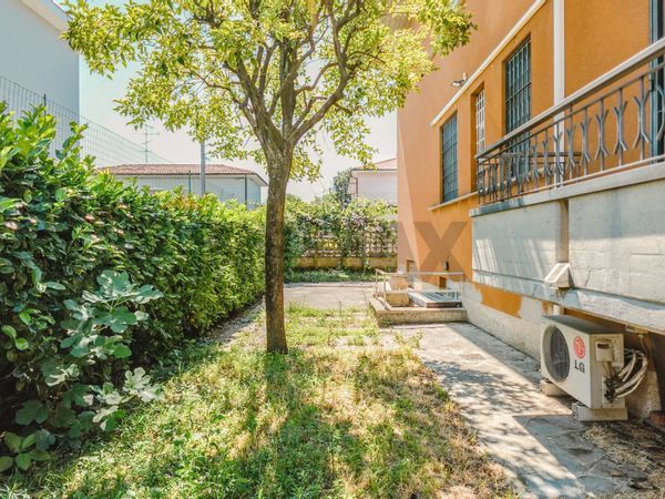 Porzione di villa Cassano Magnago, VA Vendita - Foto 2