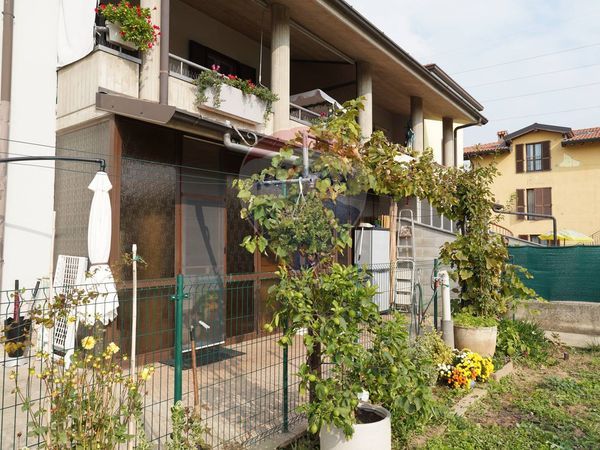 Villetta bifamiliare Dalmine, BG Vendita