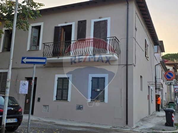 Appartamento Monterotondo Paese, Monterotondo, RM Vendita