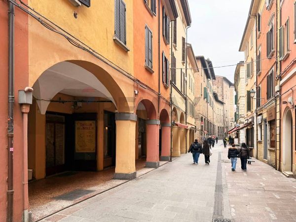 Appartamento Centro storico, Bologna, BO Vendita