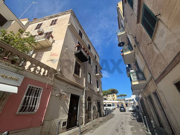 Appartamento Centro, Anzio, RM Vendita