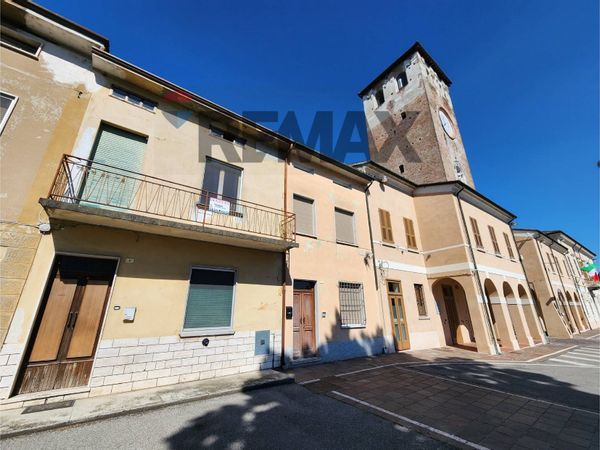 Villa a schiera Canneto sull'Oglio, MN Vendita