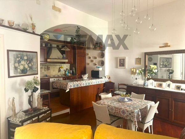 Casa Indipendente Centro Storico, Trani, BT Vendita