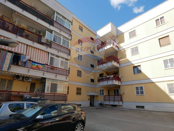 Appartamento Valenzano, BA Vendita