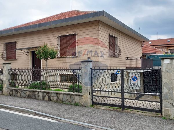 Casa Indipendente Grugliasco, TO Vendita