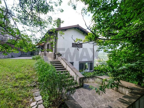 Villetta bifamiliare Locatello, BG Vendita