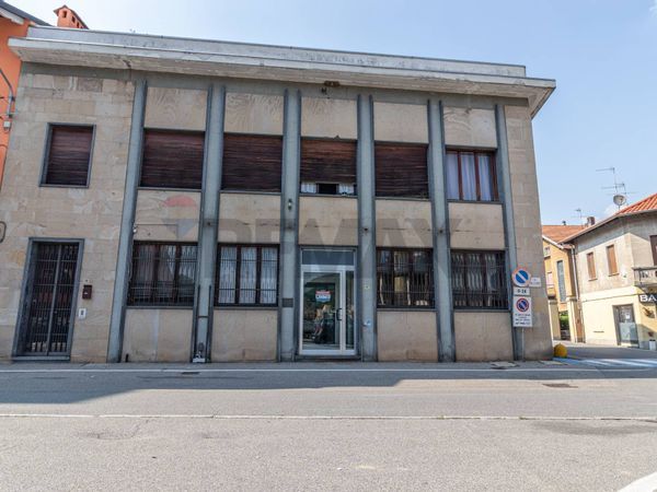 Locale Commerciale Crevacuore, BI Vendita