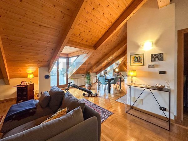 Attico/Mansarda Precollina, Torino, TO Affitto