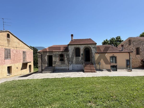 Casa Semindipendente Baranello, CB Vendita