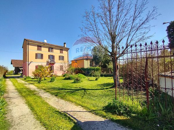 Cascina/Casale San Zenone al Po, PV Vendita