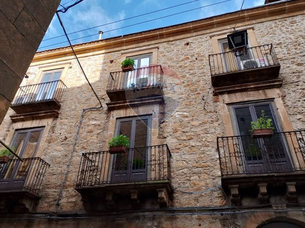 Casa Indipendente Piazza Armerina, EN Vendita