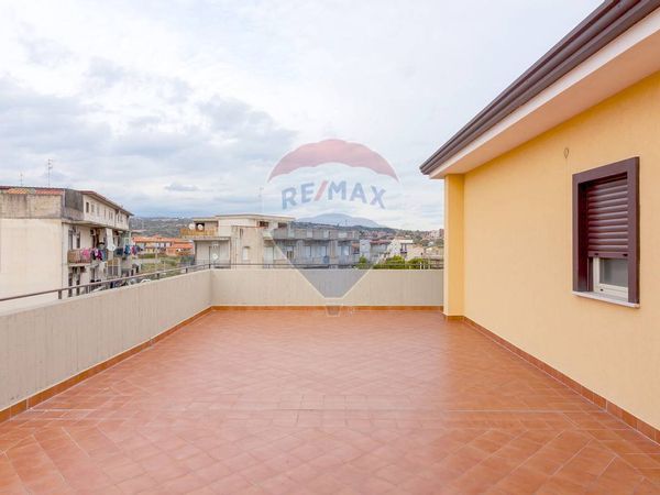 Attico/Mansarda Motta Sant'Anastasia, CT Vendita