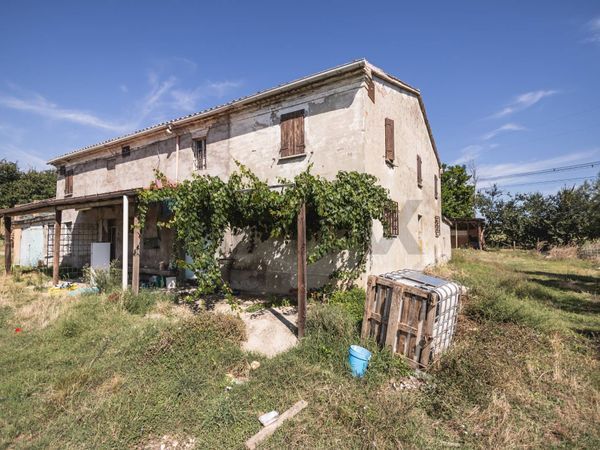 Cascina/Casale Babbucce, Tavullia, PU Vendita
