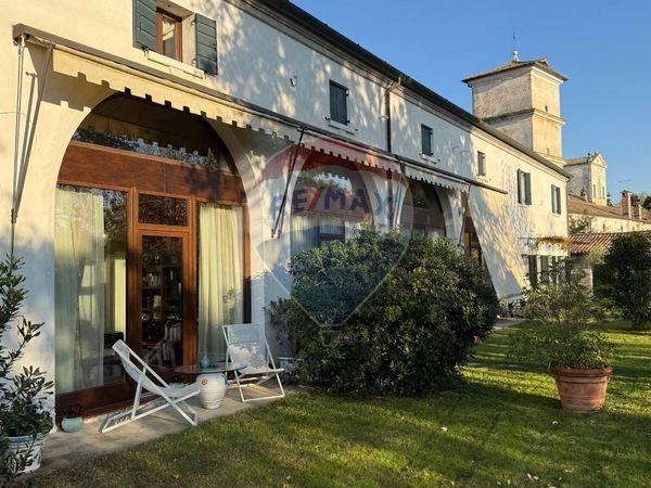 Porzione di villa Merlengo, Ponzano Veneto, TV Vendita