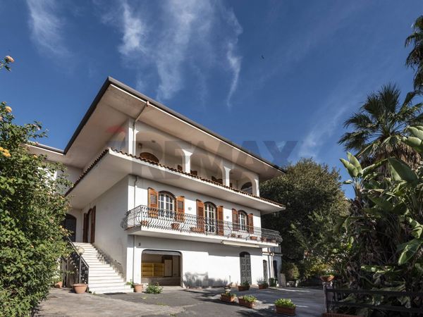 Villa singola Gravina di Catania, CT Vendita