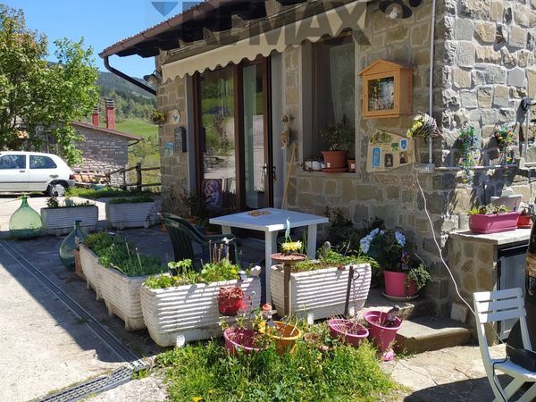 Casa Semindipendente Chiusi della Verna, AR Vendita