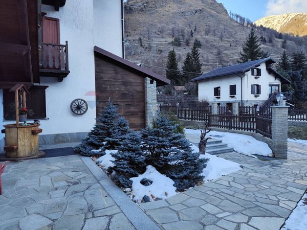 Albergo/Hotel Souchères Basses, Pragelato, TO Vendita