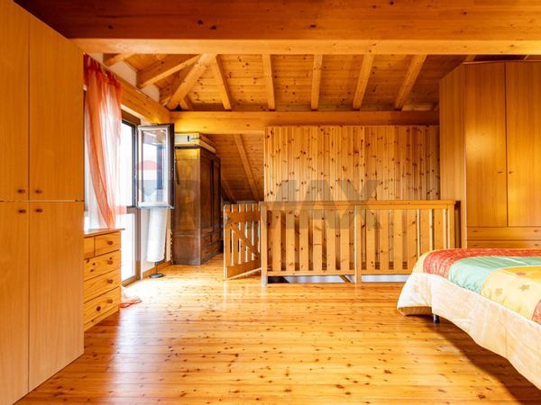 Attico/Mansarda Esino Lario, LC Vendita