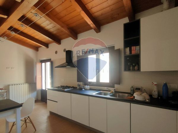 Appartamento Centro storico, L'Aquila, AQ Affitto - Foto 4