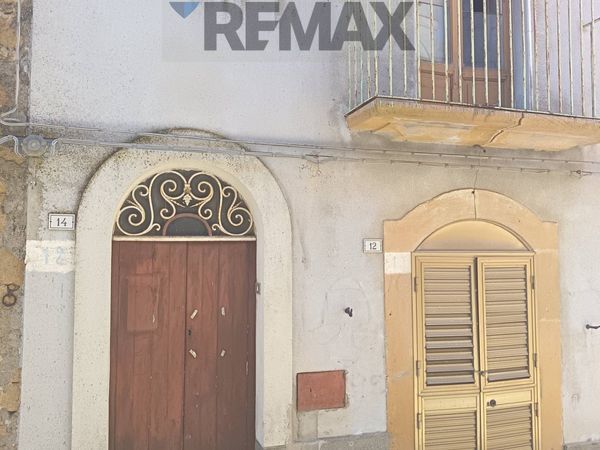 Casa Indipendente Aidone, EN Vendita