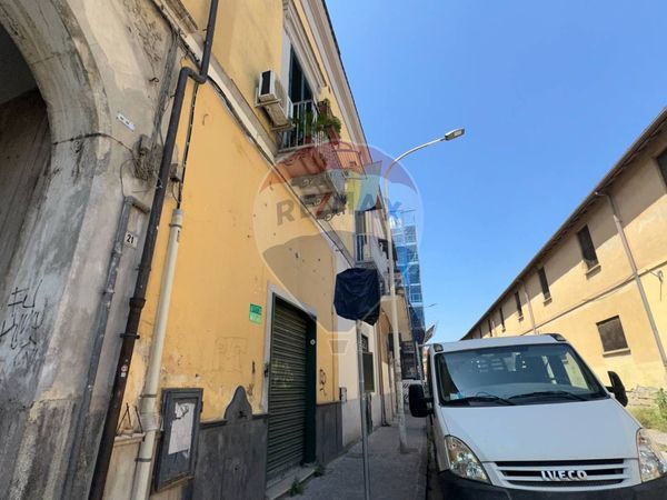 Locale Commerciale Frattamaggiore, NA Affitto - Foto 2