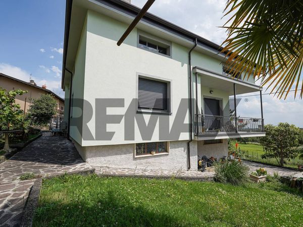 Villa singola Sotto il Monte Giovanni XXIII, BG Vendita