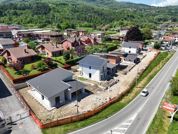 Villa a schiera Mesenzana, VA Vendita