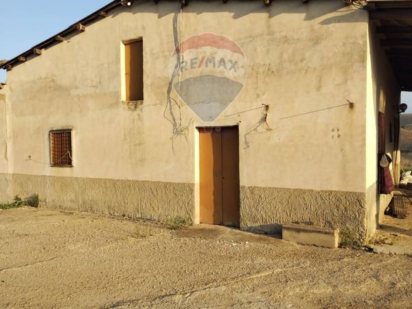 Cascina/Casale San Michele di Ganzaria, CT Vendita