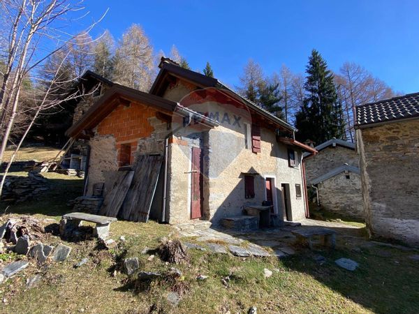 Baita/Chalet/Trullo Trarego Viggiona, VB Vendita