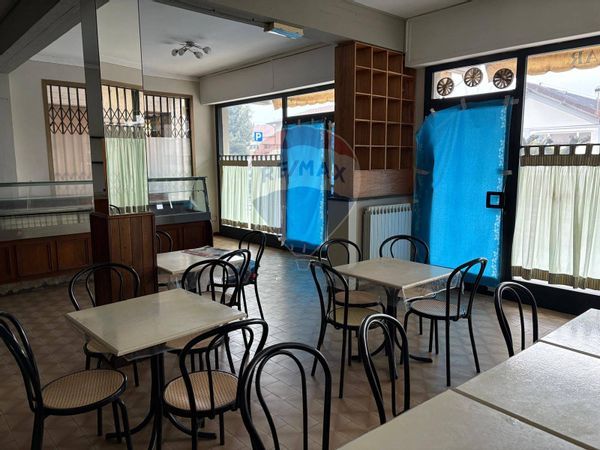 Locale Commerciale Fornaci di Barga, Barga, LU Affitto - Foto 4