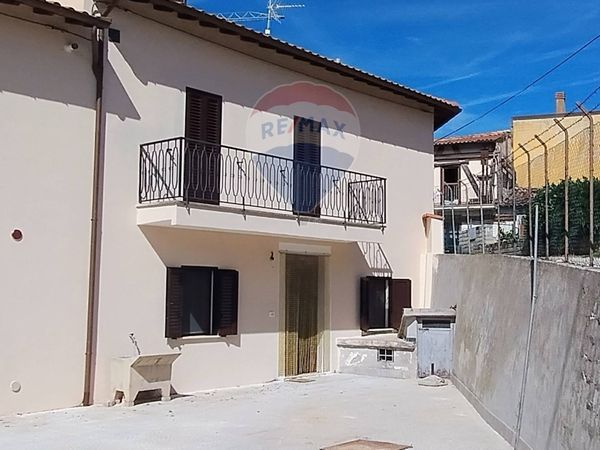 Casa Semindipendente Colle di Roio, L'Aquila, AQ Vendita