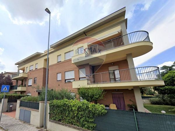 Appartamento Zona Viale Firenze, Foligno, PG Vendita - Foto 3