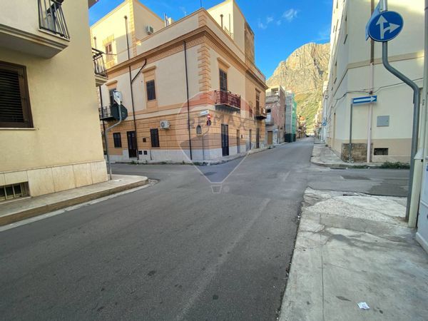 Appartamento Cinisi, PA Vendita