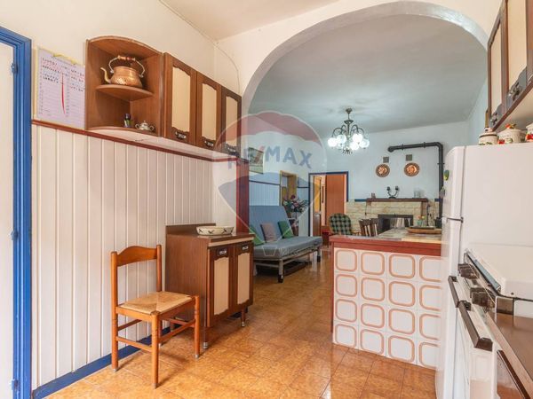 Appartamento Piansano, VT Vendita