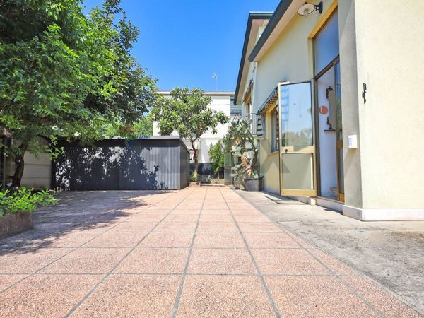 Casa Indipendente Mirano, VE Vendita