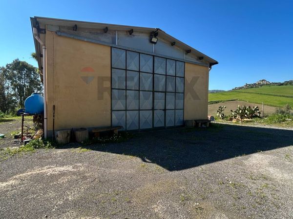Magazzino Periferia, Caltanissetta, CL Affitto - Foto 2