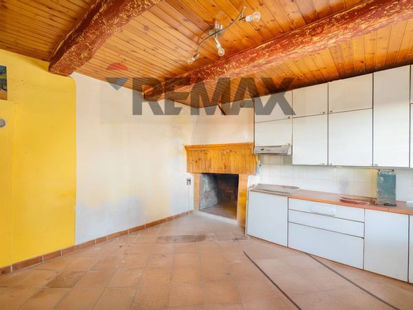 Casa Semindipendente Poggio San Vicino, MC Vendita - Foto 2